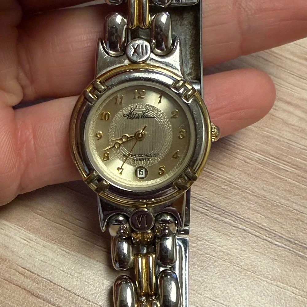 Kathie Lee Two Tone Watch Silver Gold Date Window 77/5051 Quartz Works!